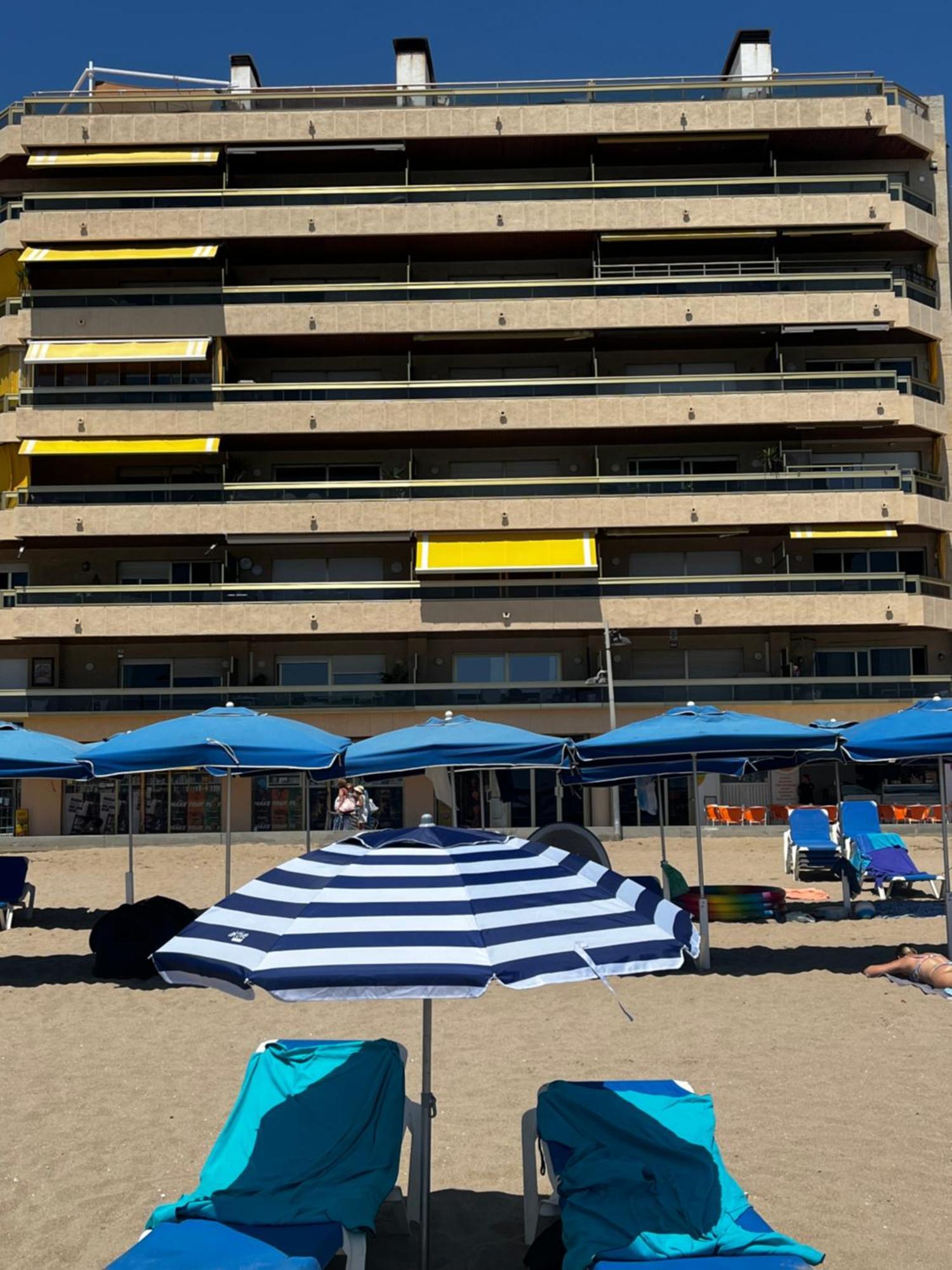 Acogedor Y Amplio Familiar A Pie De Playa Calafell